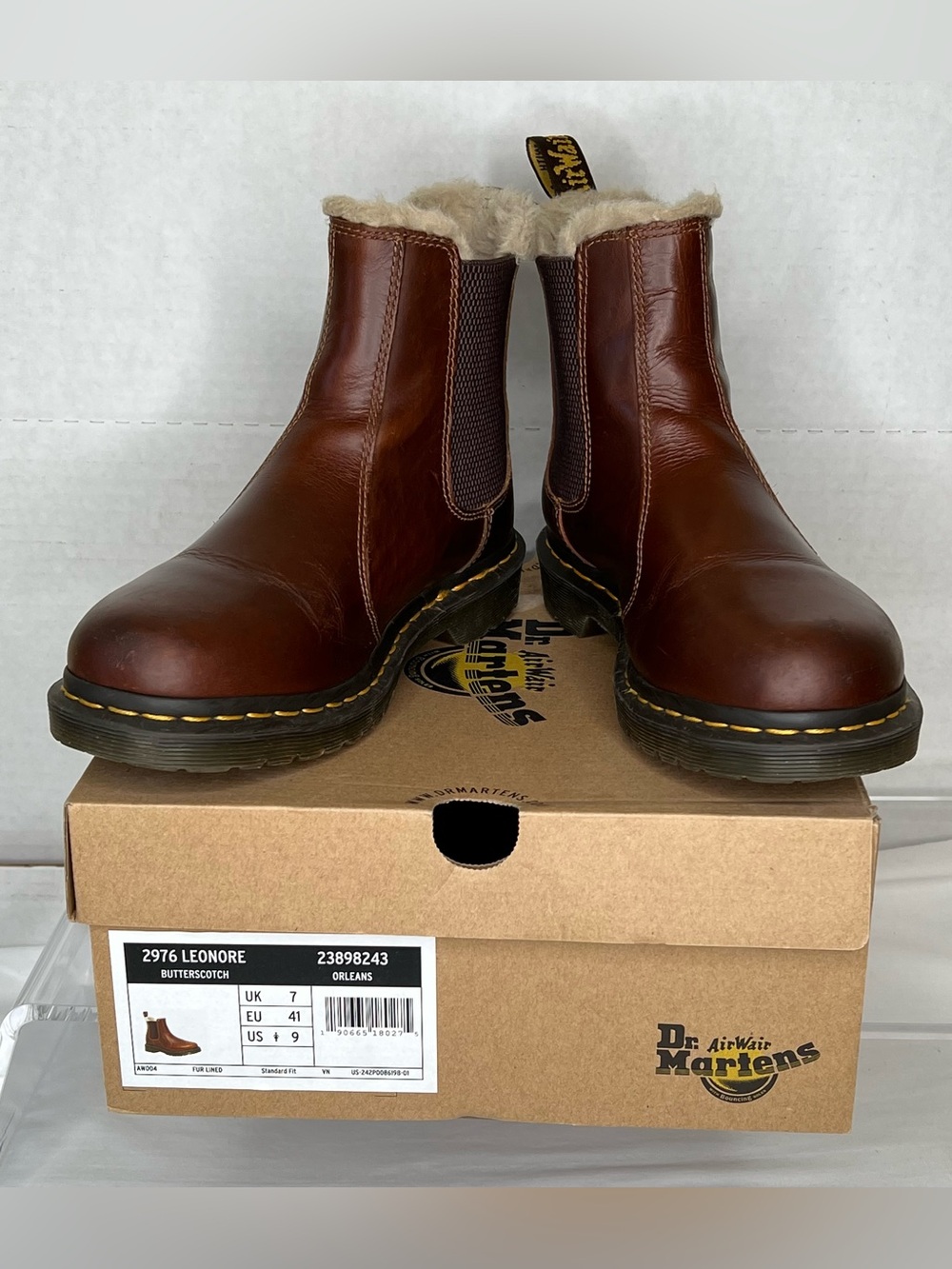 Dr. Martens Leonore, Faux Fur Lined Chelsea Boots, 2976, Butterscotch Women’s 9